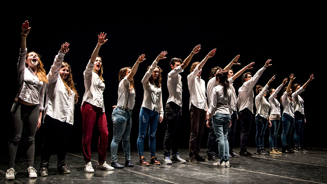 La terza onda - Progetto in collaborazione con l'Istituto Statale di Istruzione Superiore Guido Galli e i servizi educativi GAMeC presentato in anteprima regionale - Festival della culutura al femminile Domina Domna 2018 - Bergamo